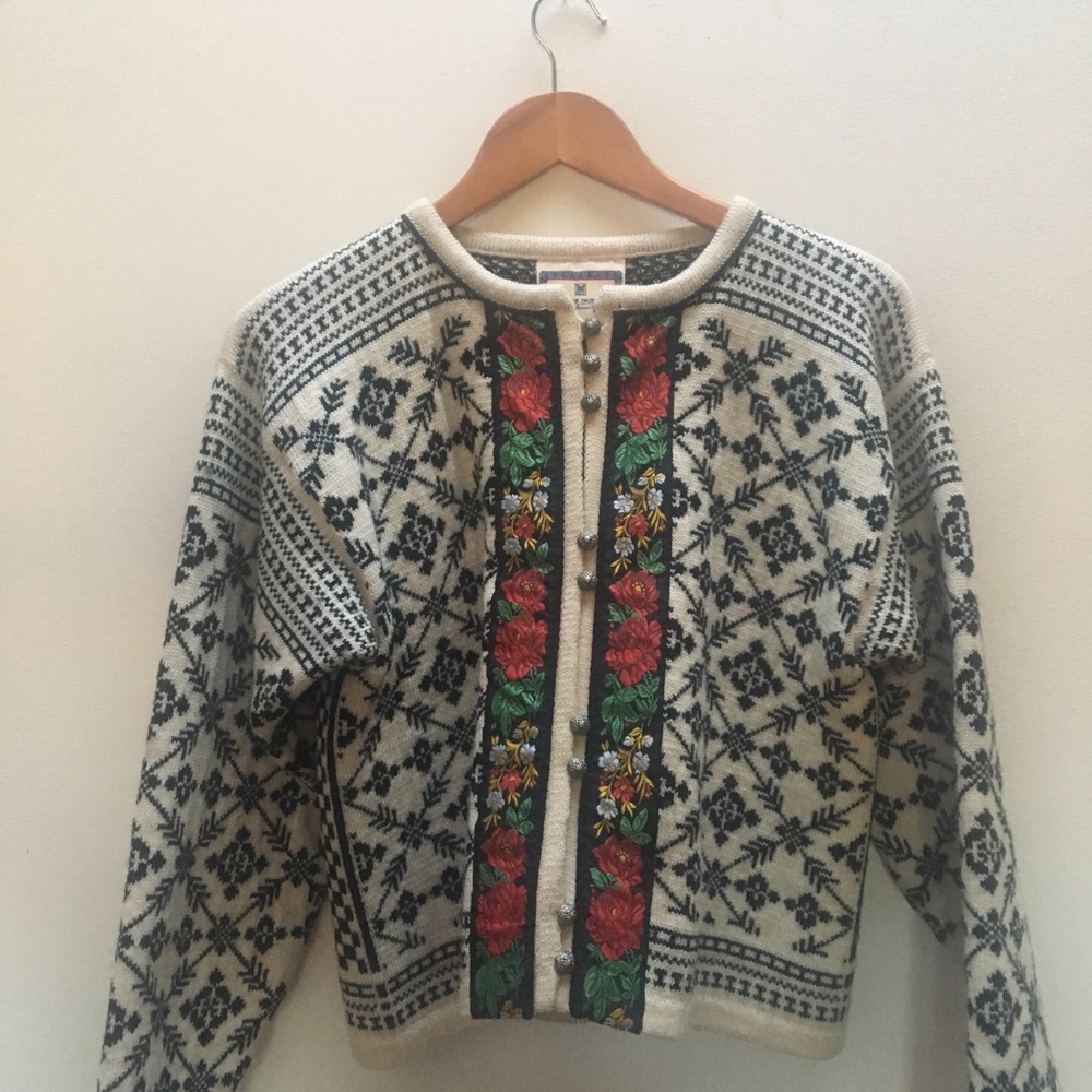 Dale of Norway 100% Wool Norwegian Sweater